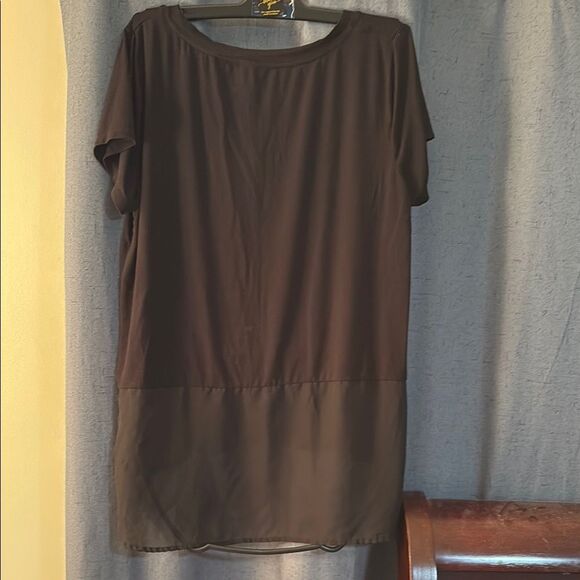 August Silk Gray Relaxed Asymmetrical Short Sleeve Tee Size M - Picture 5 of 6